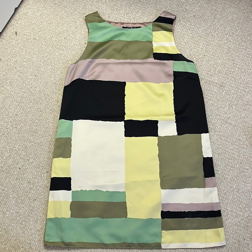 Classic color black dress